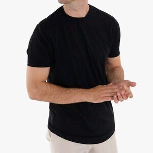 NWOT Kenneth Cole Active Workout Wear Shirt Mens M 4-Way Stretch Tech Tee Black